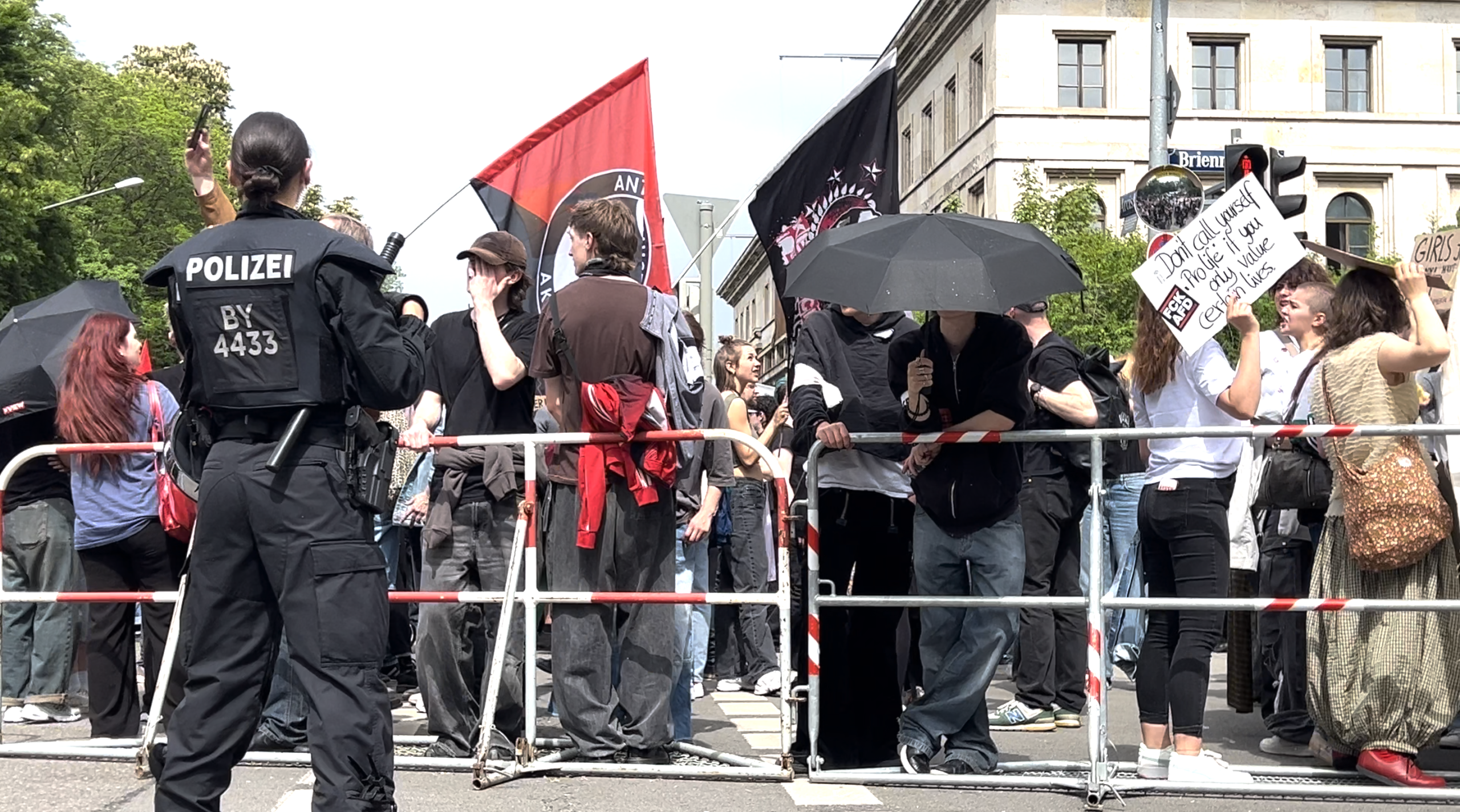 Bildschirmfoto 2025-07-24 um 18.56.57